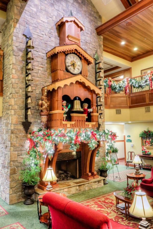 The Inn At Christmas Place Pigeon Forge Exteriör bild